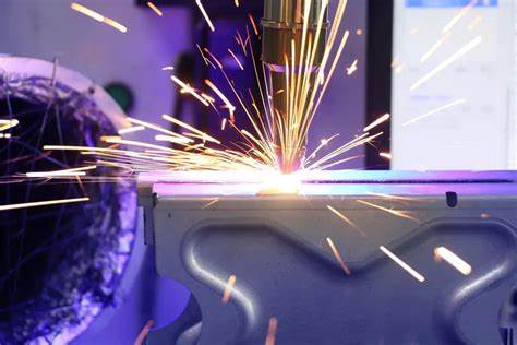 Cracks in laser-welded stainless steel pipes